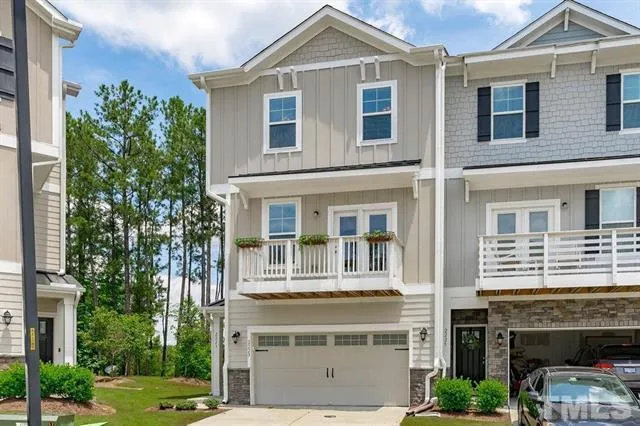 2223 Chattering Lory Lane Apex, NC 27502