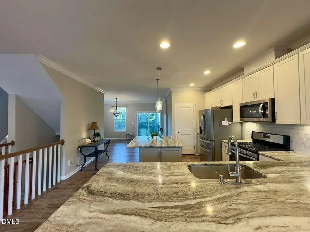 2223 Chattering Lory Lane Apex, NC 27502