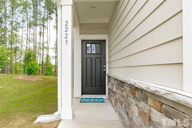 2223 Chattering Lory Lane Apex, NC 27502