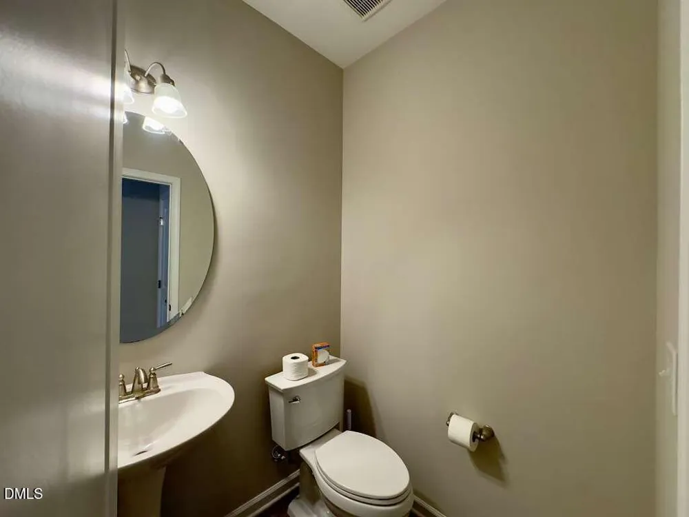 2223 Chattering Lory Lane Apex, NC 27502