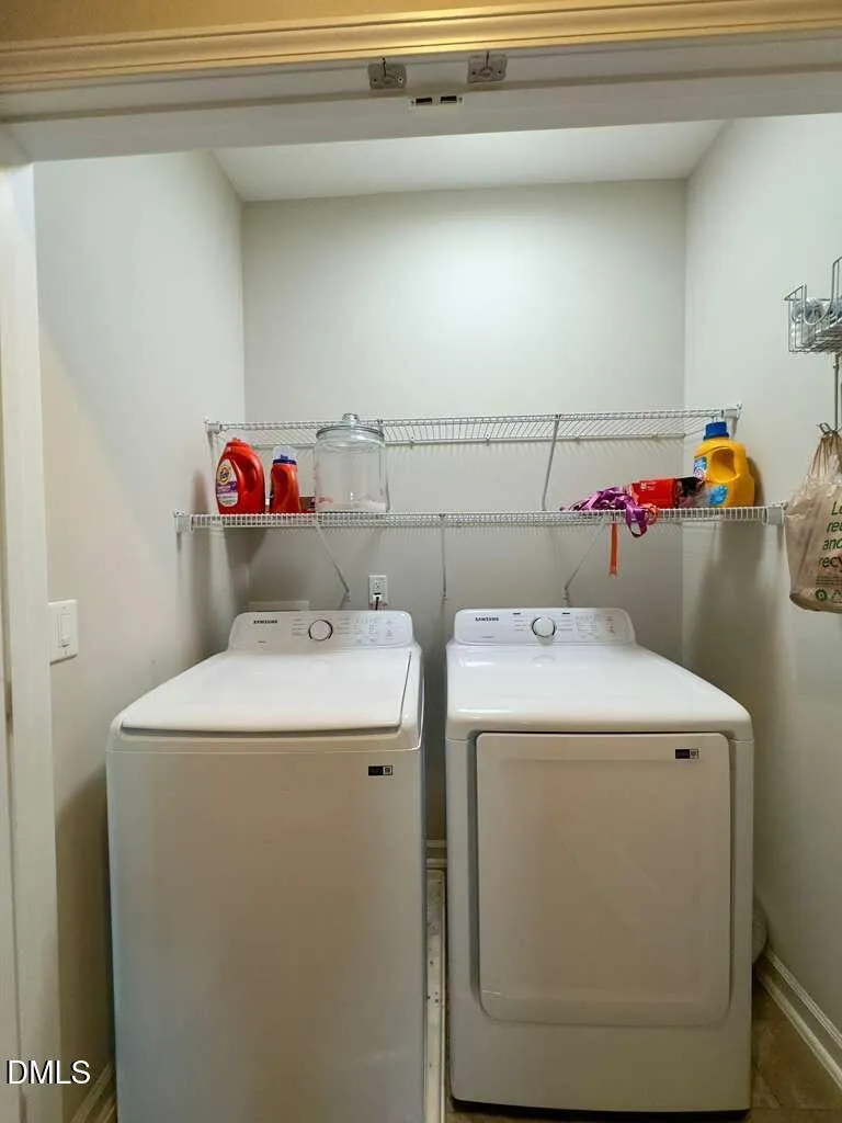 2223 Chattering Lory Lane Apex, NC 27502
