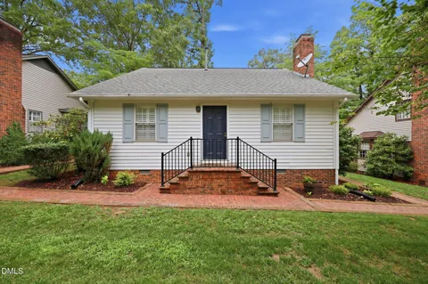 7 Willow Oak Street