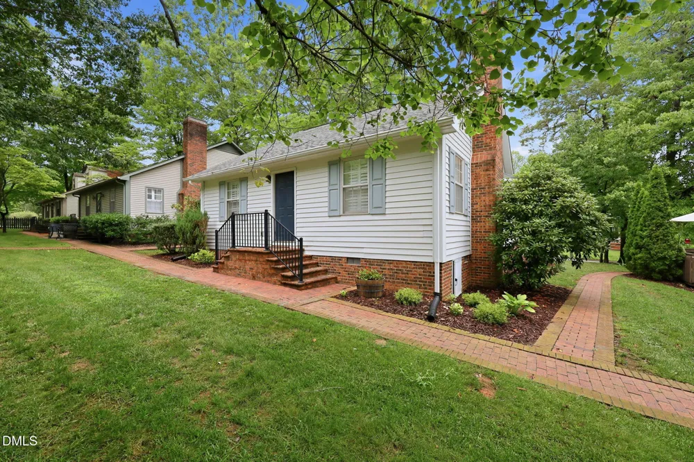 7 Willow Oak Street Elon, NC 27244