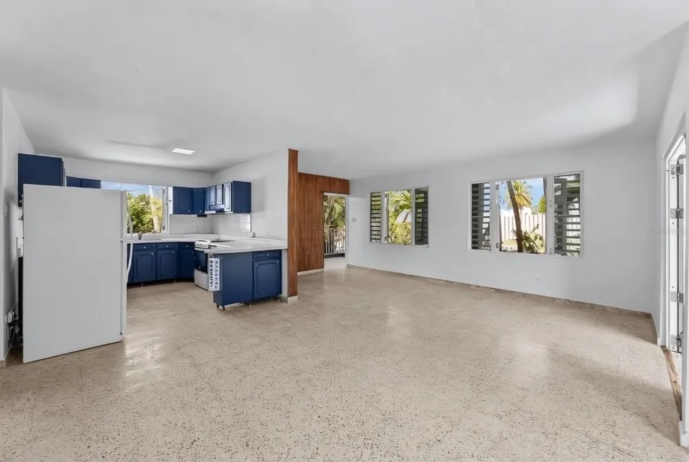 3-B CALLE KENNEDY Dorado, PR 00646