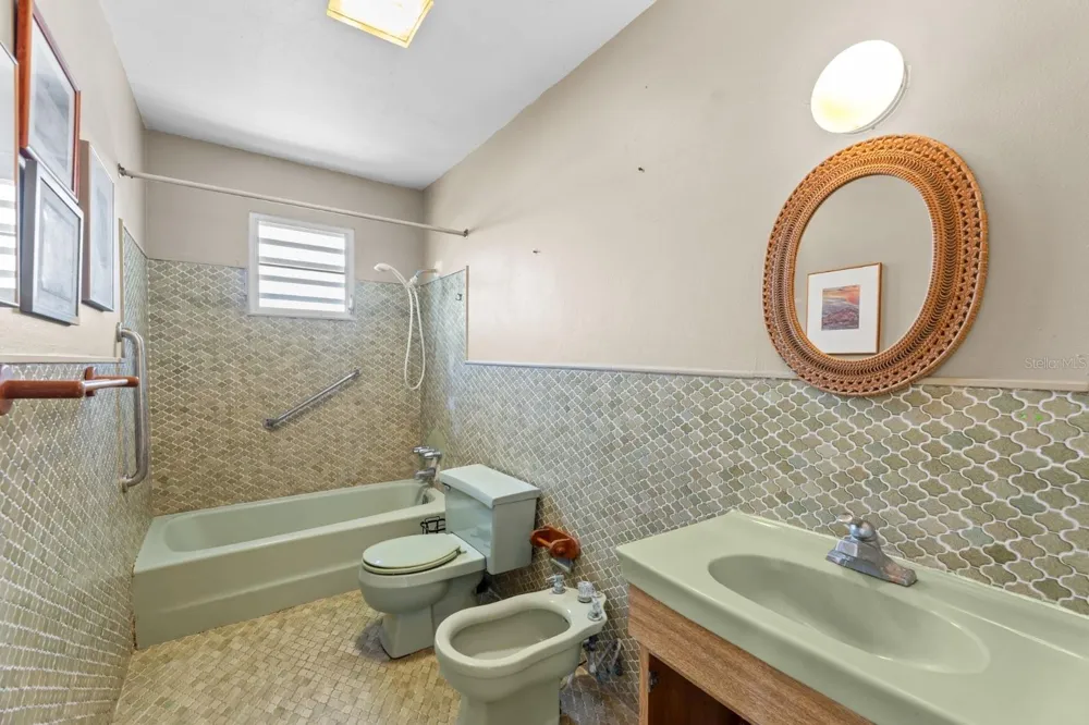 3-B CALLE KENNEDY Dorado, PR 00646