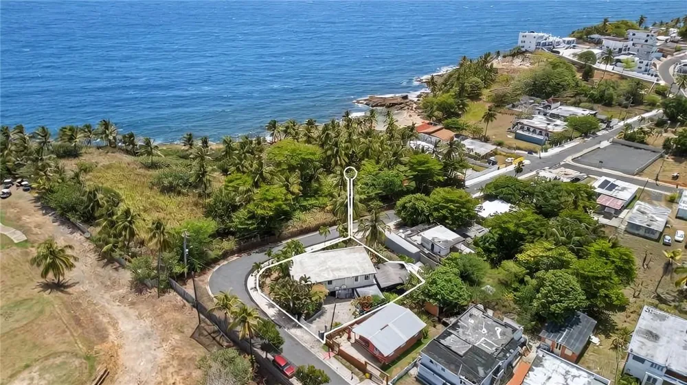 3-B CALLE KENNEDY Dorado, PR 00646