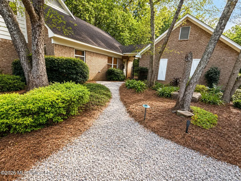 9739 Springridge Road Terry, MS 39170