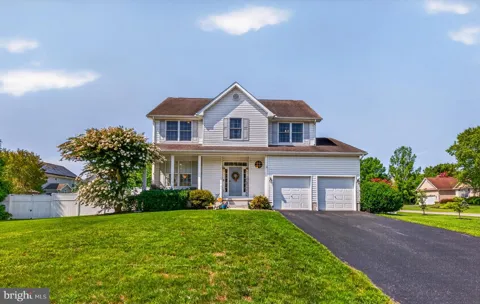 12 E GREEN LANE