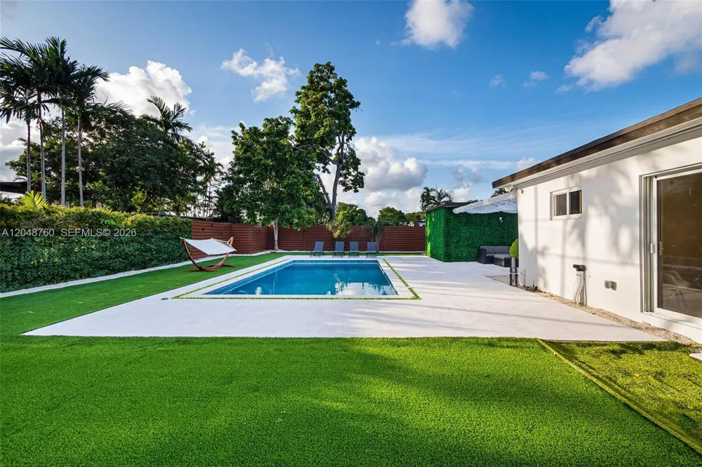 10658 NE 11th Ave Miami Shores, FL 33138