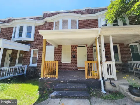 711 BELLE TERRE AVENUE