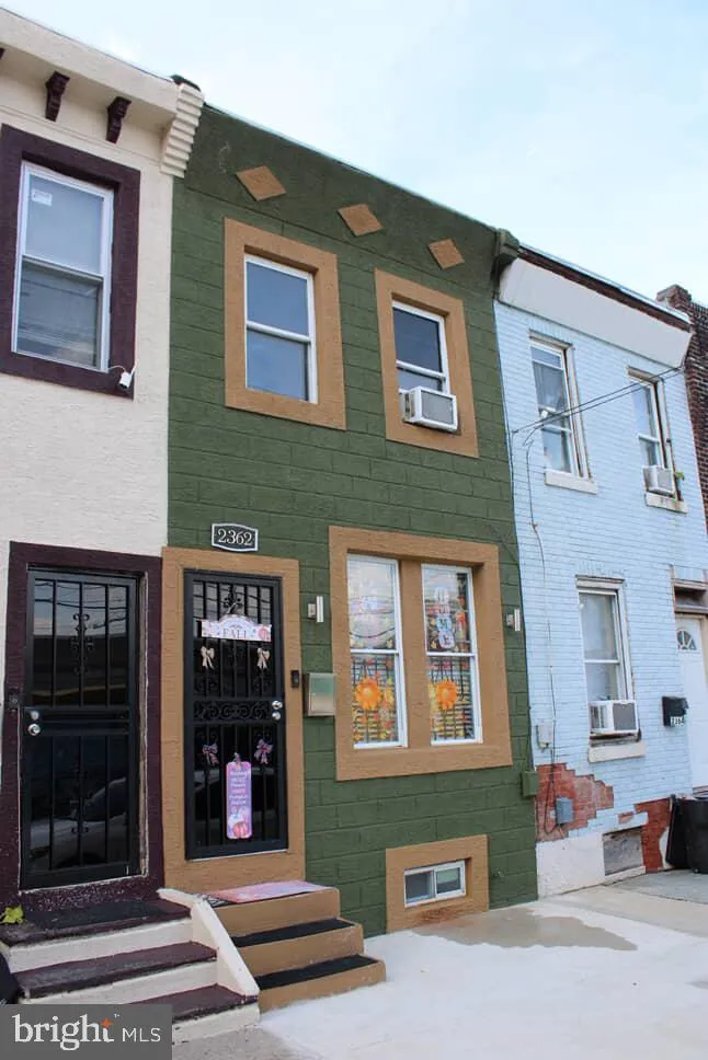 2362 4TH STREET Philadelphia, PA 19133