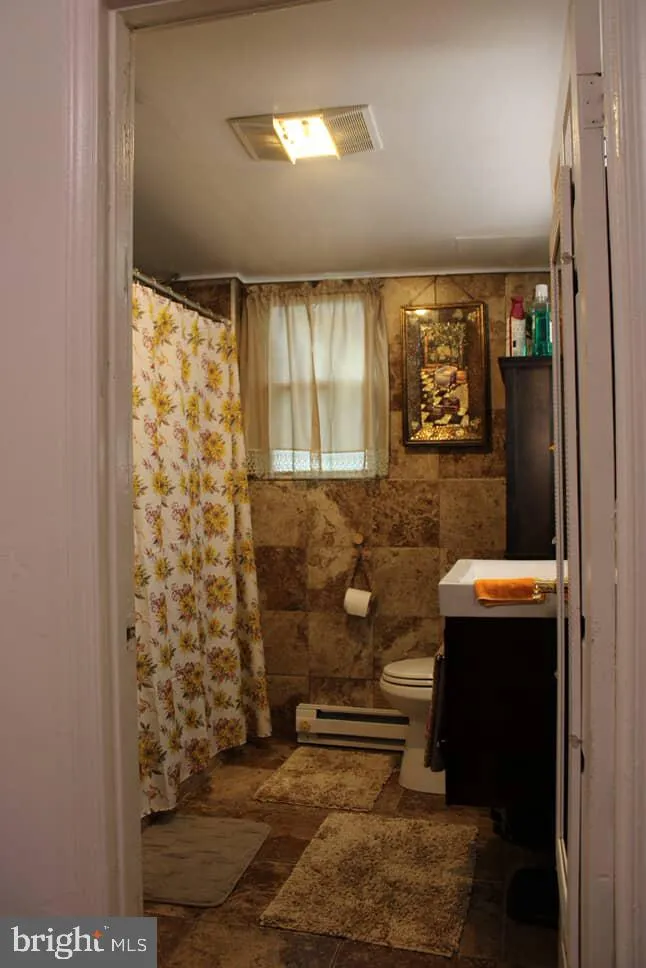 2362 4TH STREET Philadelphia, PA 19133