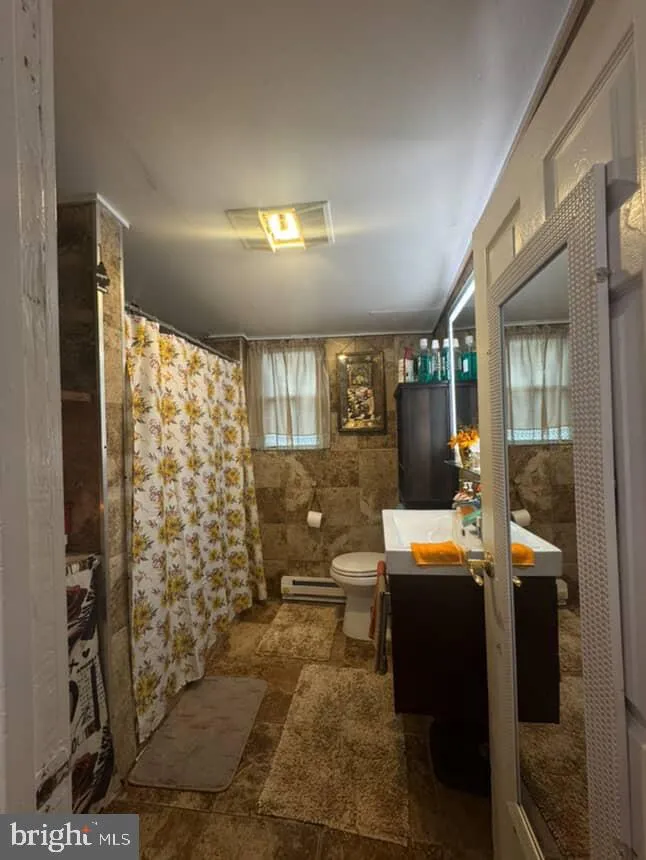 2362 4TH STREET Philadelphia, PA 19133