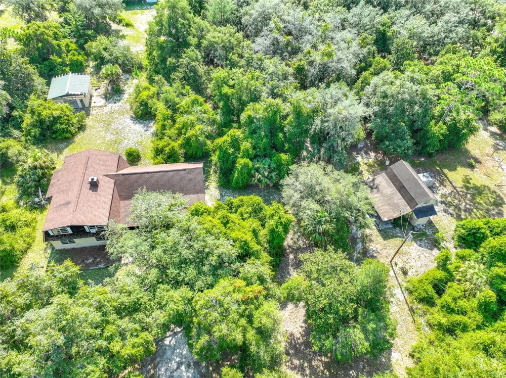 125 SNOW HILL ROAD Geneva, FL 32732