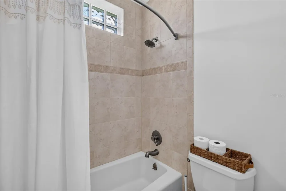 9616 SAN FERNANDO COURT Howey In The Hills, FL 34737
