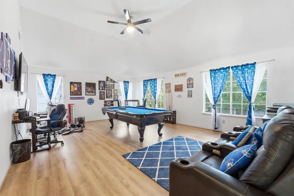 13415 Jessica Lane Houston, TX 77069
