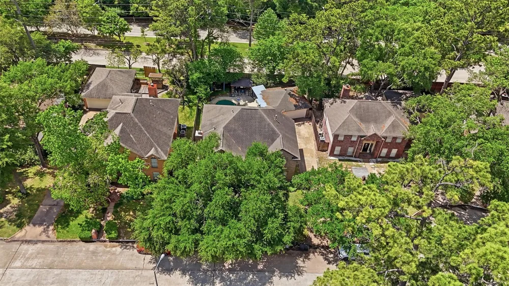 13415 Jessica Lane Houston, TX 77069
