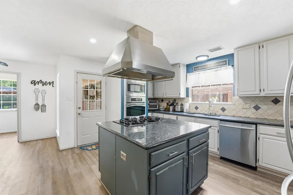 13415 Jessica Lane Houston, TX 77069