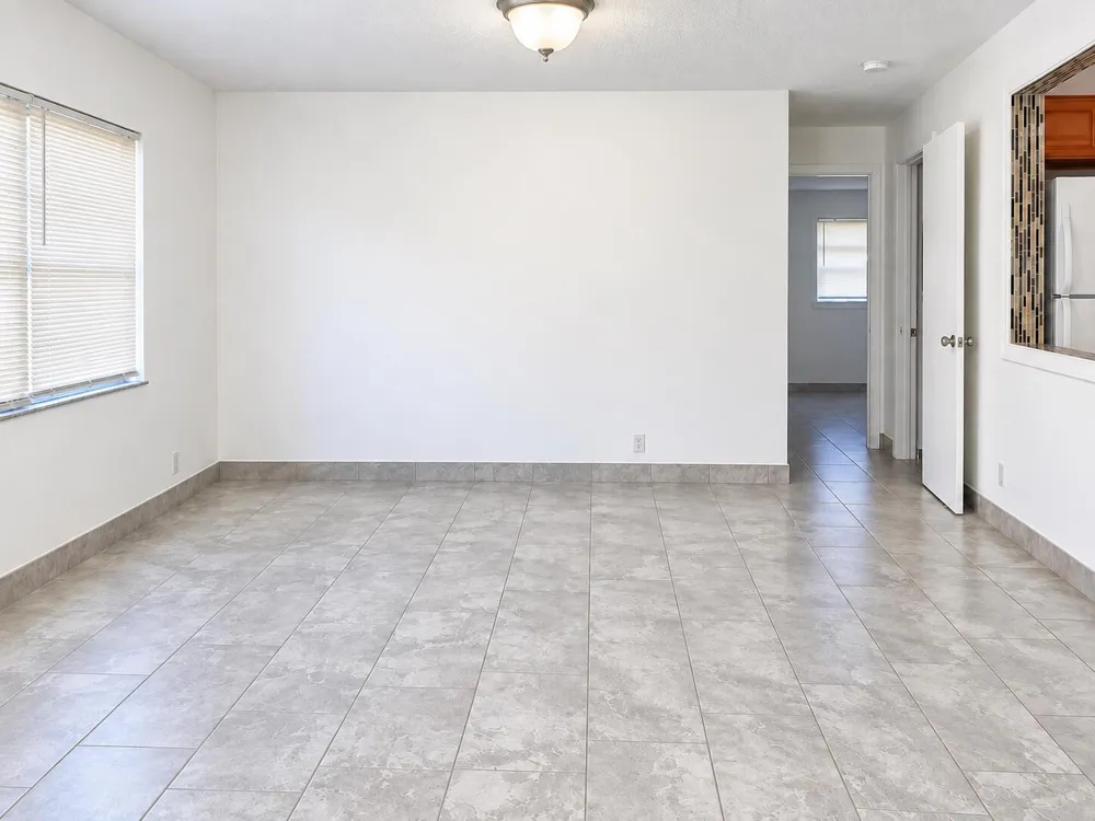 3640 NE 1ST AVENUE #3 Oakland Park, FL 33334