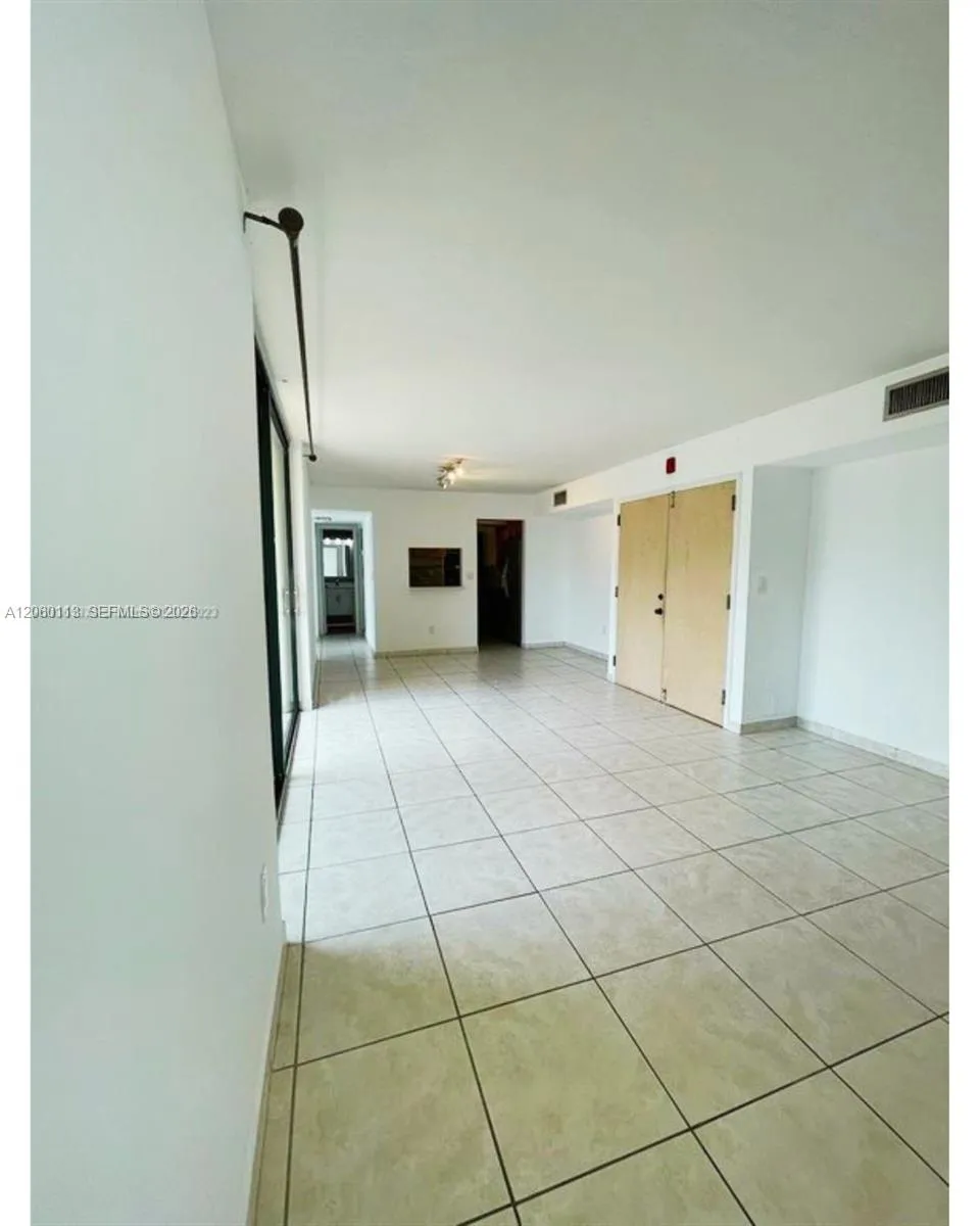 11750 SW 18th St #208-1 Miami, FL 33175