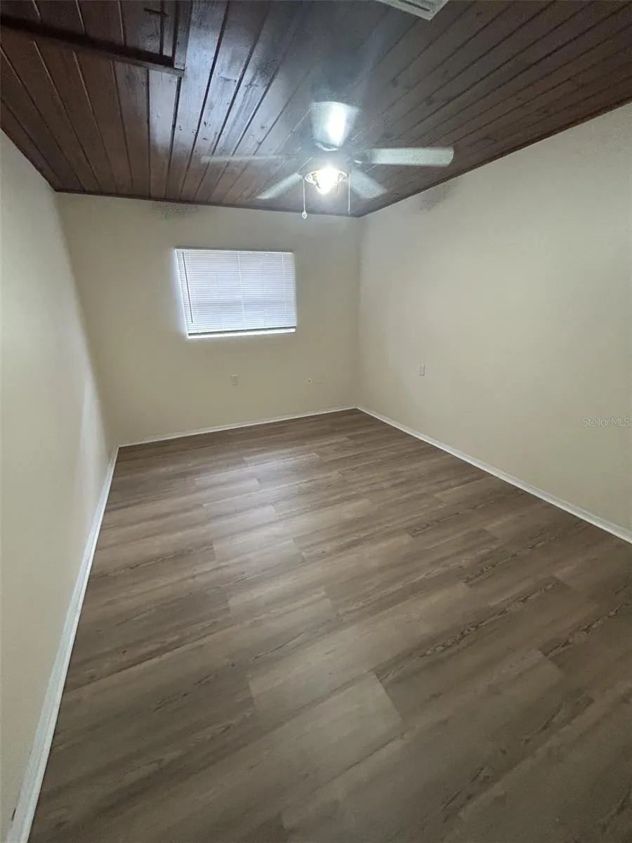 2899 E CROOKED LAKE DRIVE Eustis, FL 32726