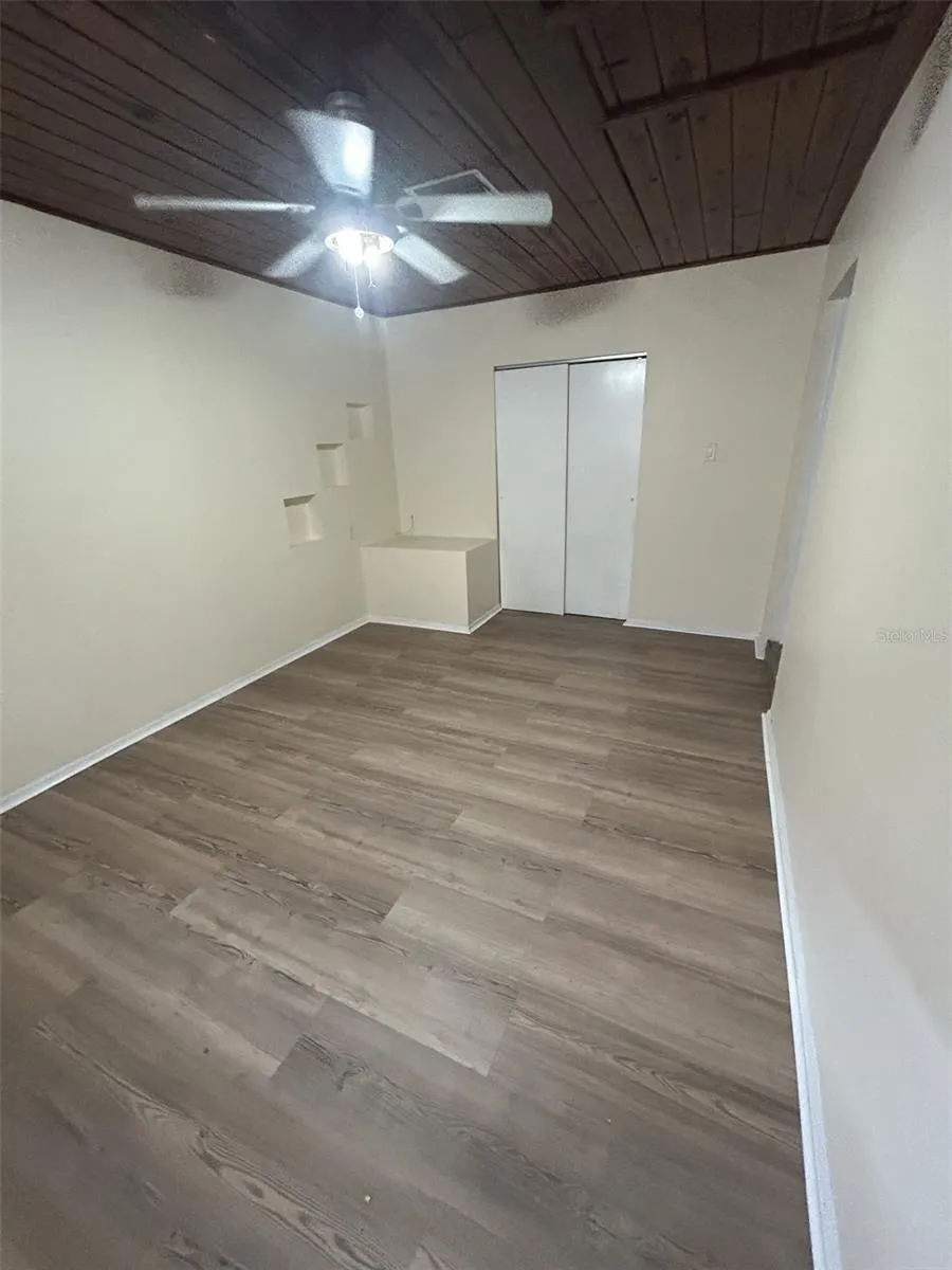 2899 E CROOKED LAKE DRIVE Eustis, FL 32726