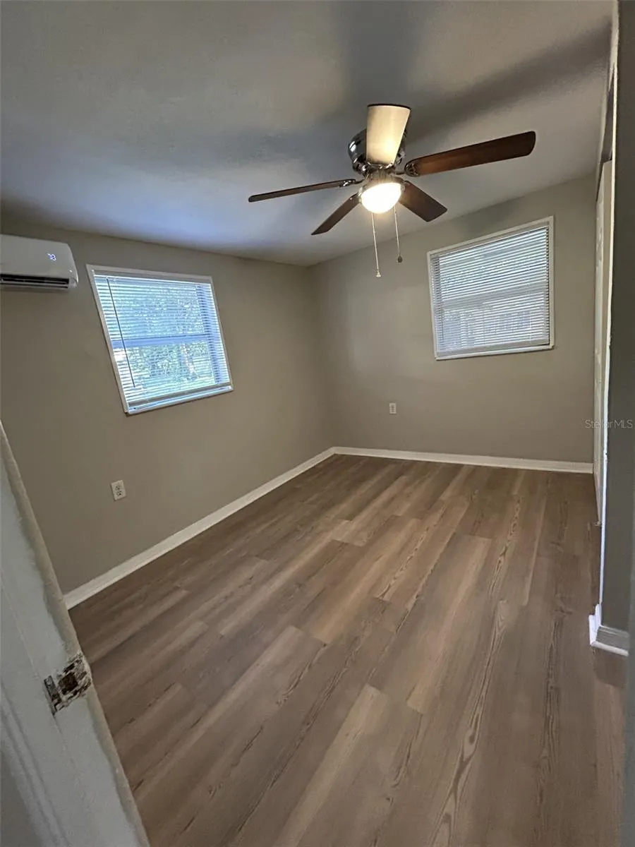 2899 E CROOKED LAKE DRIVE Eustis, FL 32726