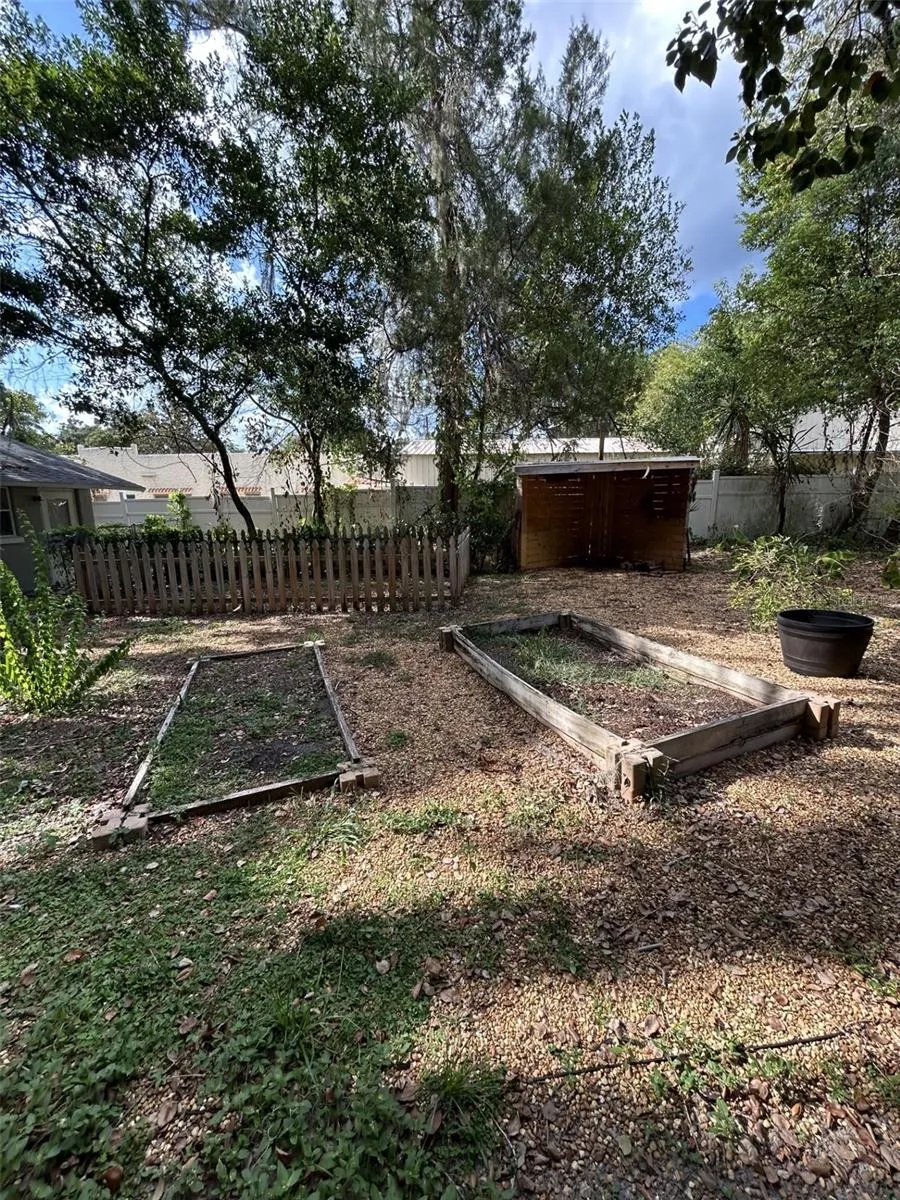 2899 E CROOKED LAKE DRIVE Eustis, FL 32726