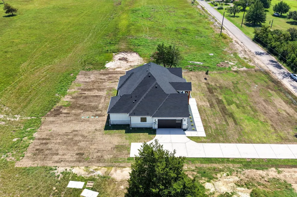 135 VZ County Road 3811 Wills Point, TX 75169