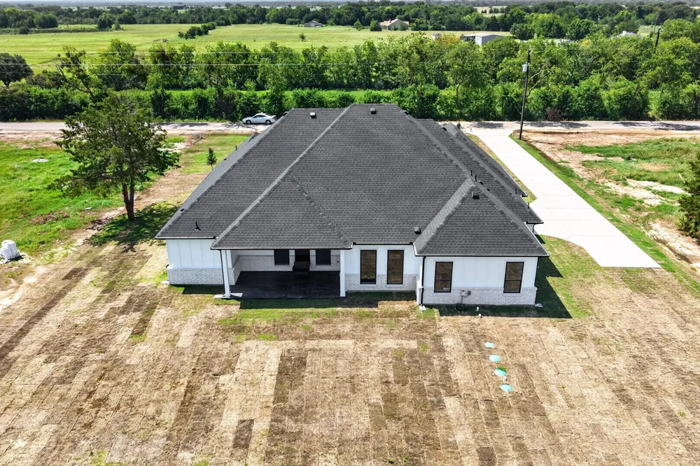 135 VZ County Road 3811 Wills Point, TX 75169