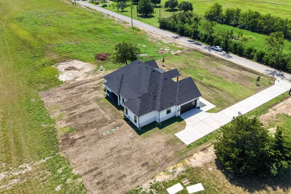 135 VZ County Road 3811 Wills Point, TX 75169