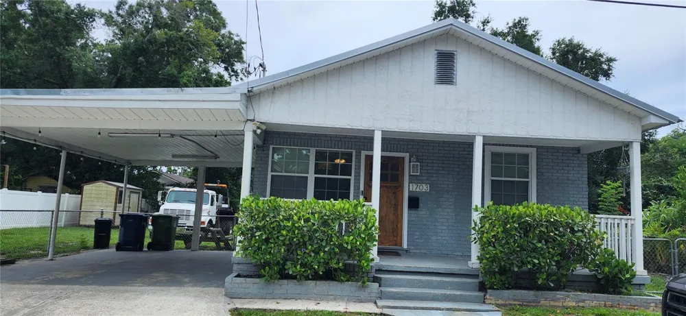 1703 E 29TH AVENUE Tampa, FL 33605