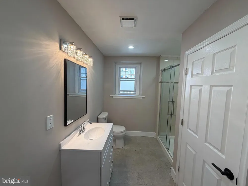 1651 W GRANGE AVENUE Philadelphia, PA 19141