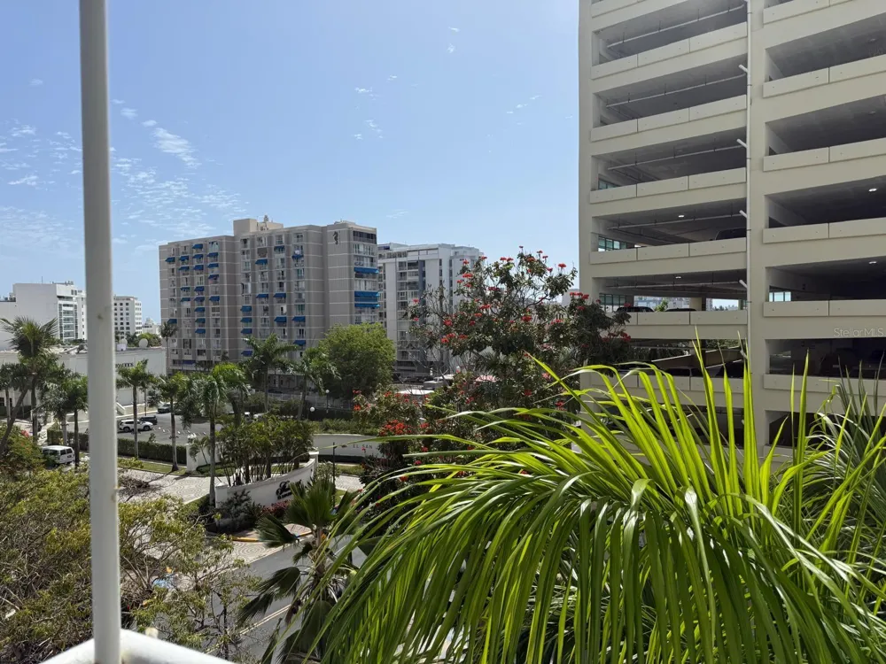 6400 ISLA VERDE AVENUE #5D Carolina, PR 00979