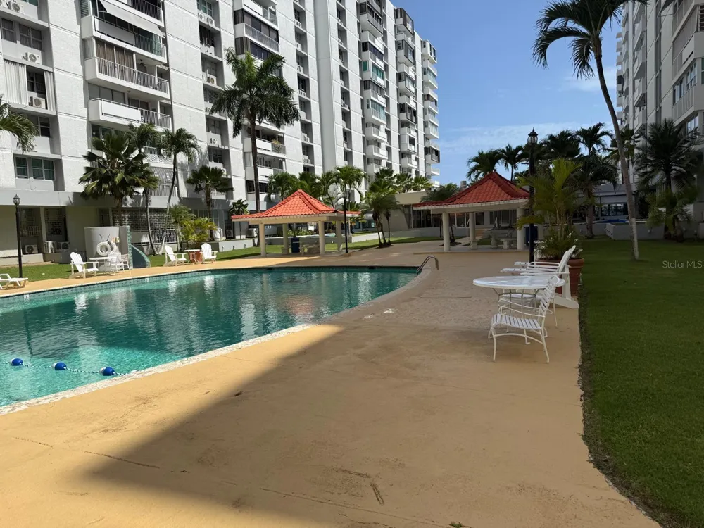 6400 ISLA VERDE AVENUE #5D Carolina, PR 00979