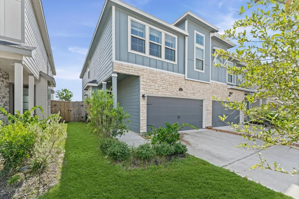 5667 Foggy Vine Court Fulshear, TX 77441