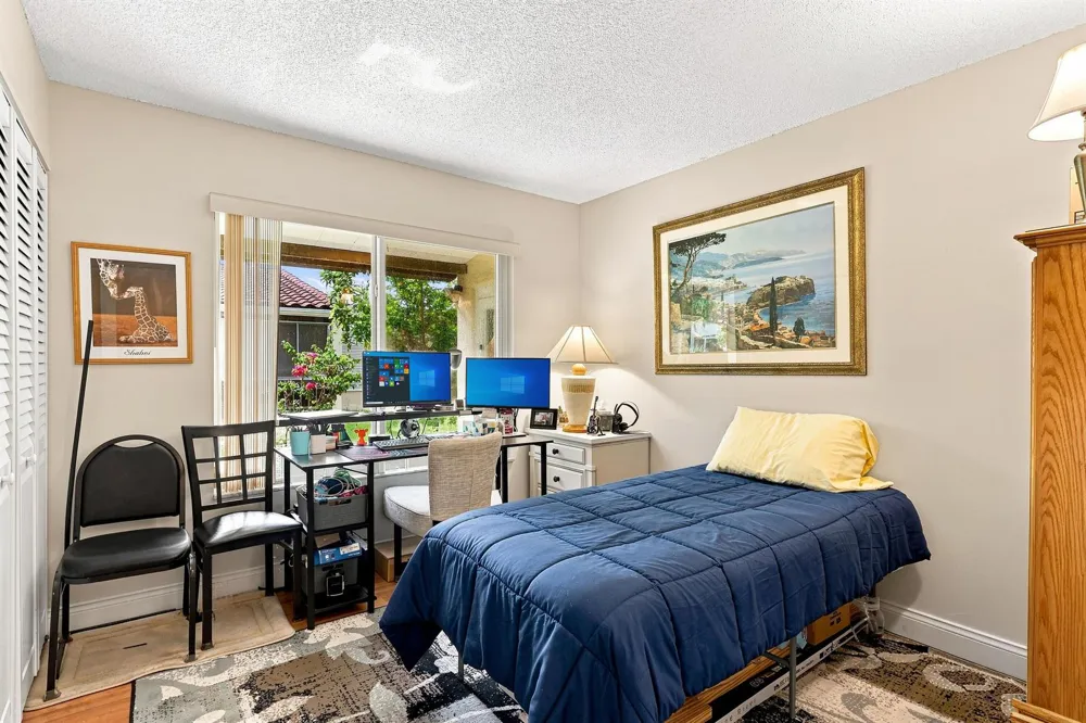2532 Boundbrook Drive S #107 Palm Springs, FL 33406