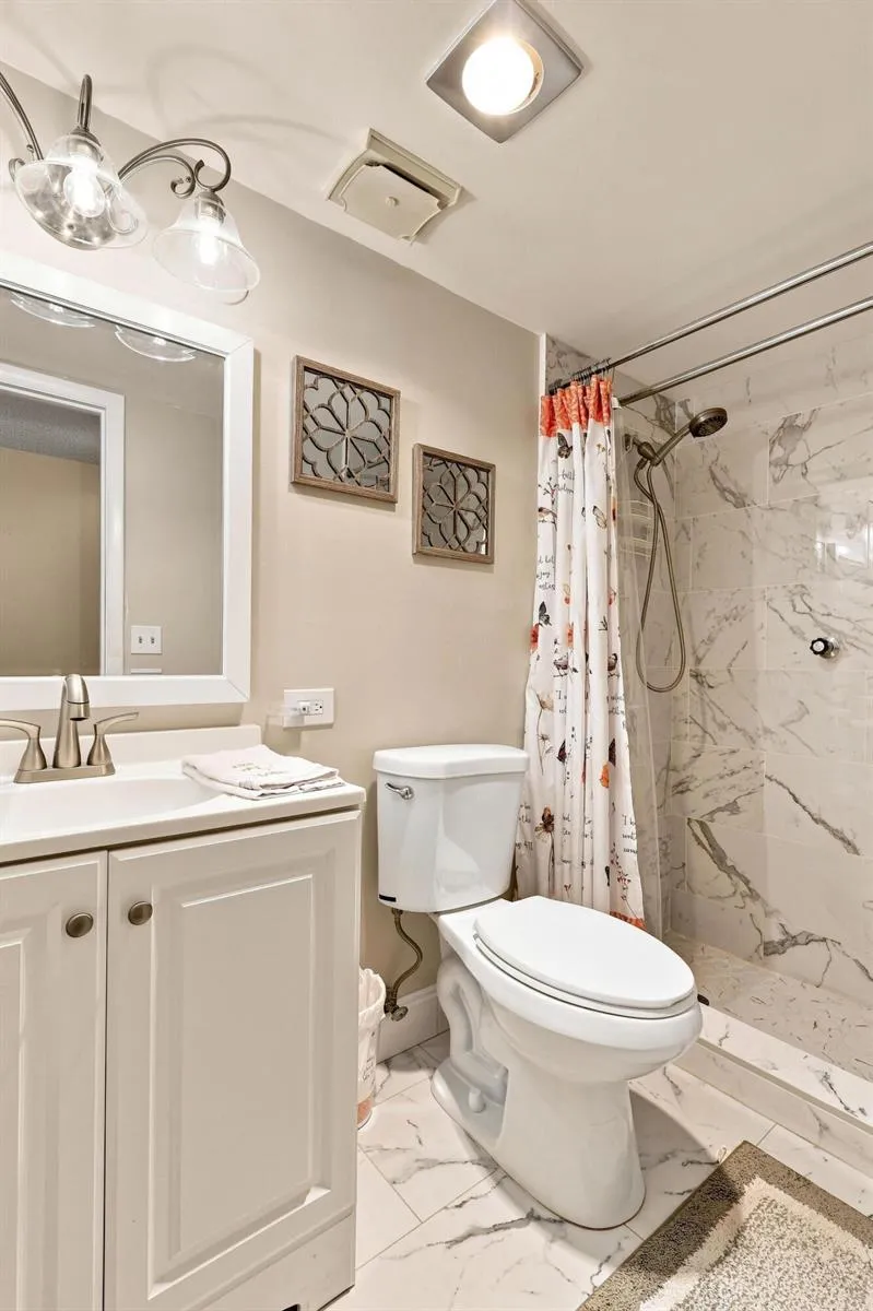 2532 Boundbrook Drive S #107 Palm Springs, FL 33406