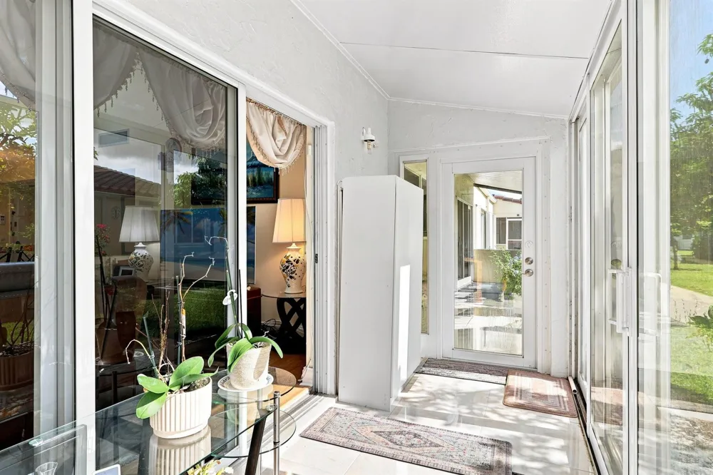 2532 Boundbrook Drive S #107 Palm Springs, FL 33406