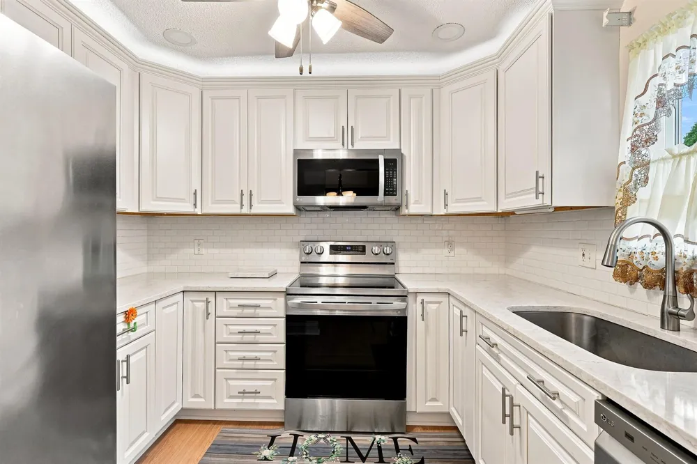 2532 Boundbrook Drive S #107 Palm Springs, FL 33406