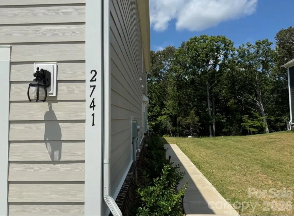 2741 Aubrey Street Monroe, NC 28110