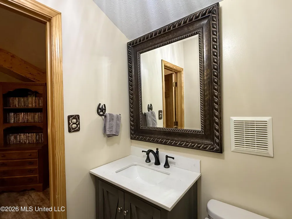 64 Greer Road Jayess, MS 39641