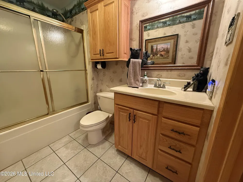 64 Greer Road Jayess, MS 39641