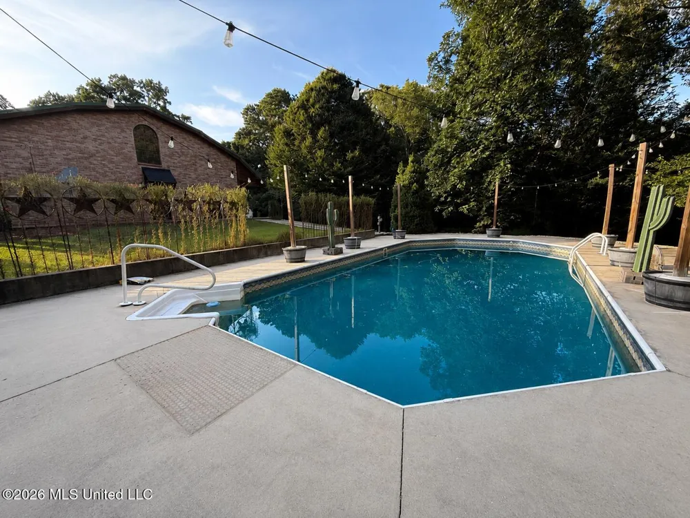 64 Greer Road Jayess, MS 39641