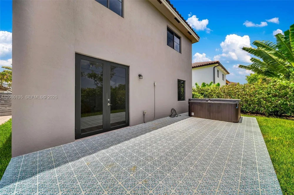 23061 SW 114th Path Miami, FL 33170