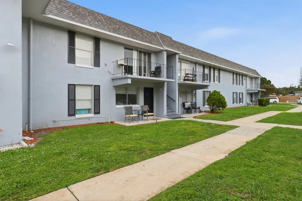 931 W OAK RIDGE ROAD #B Orlando, FL 32809