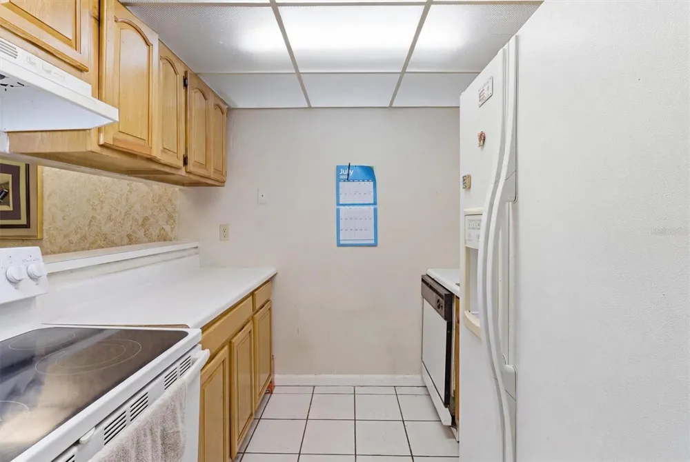 931 W OAK RIDGE ROAD #B Orlando, FL 32809