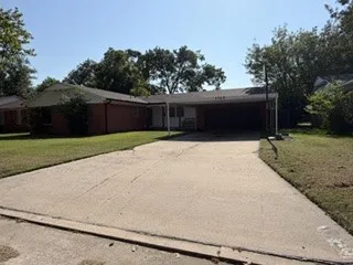 1737 Winchester Ardmore, OK 73401