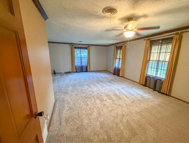 1737 Winchester Ardmore, OK 73401