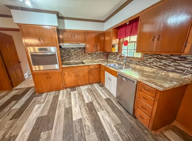 1737 Winchester Ardmore, OK 73401